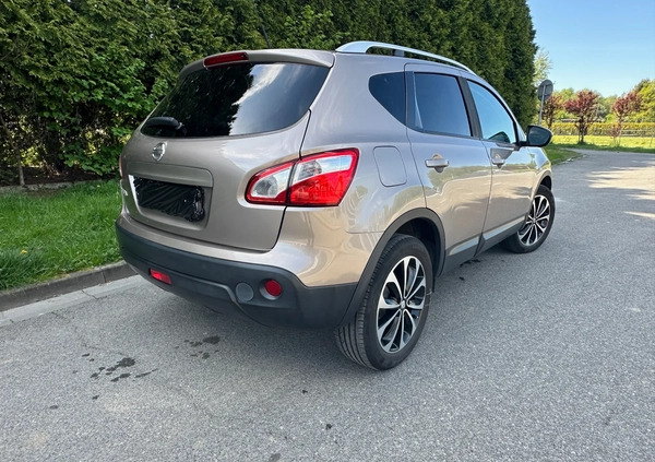 Nissan Qashqai cena 38500 przebieg: 173240, rok produkcji 2012 z Katowice małe 326